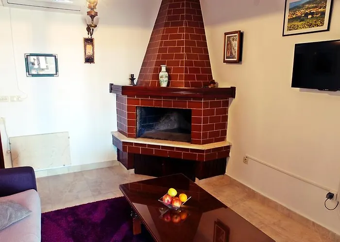 Dubravka * Zavalatica