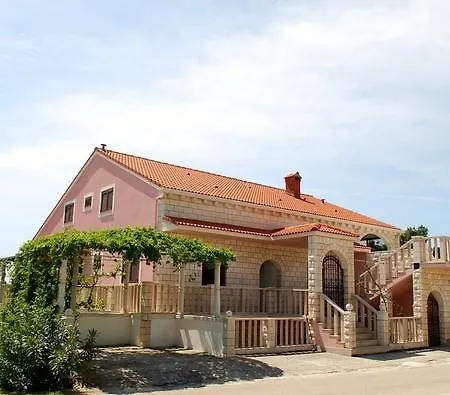 Apartment Dubravka