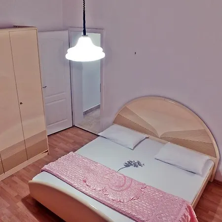 Apartamento Dubravka Zavalatica